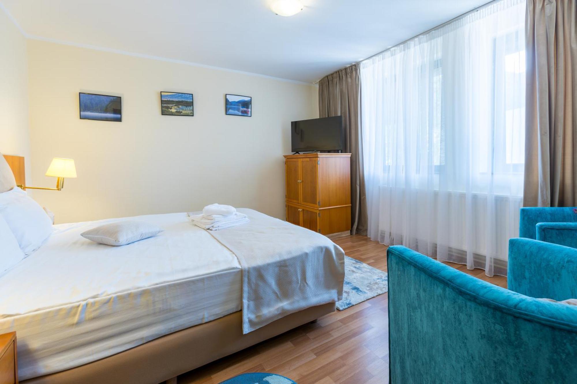 Vila Pinul Si Mesteacanul Poiana Brasov Exteriör bild