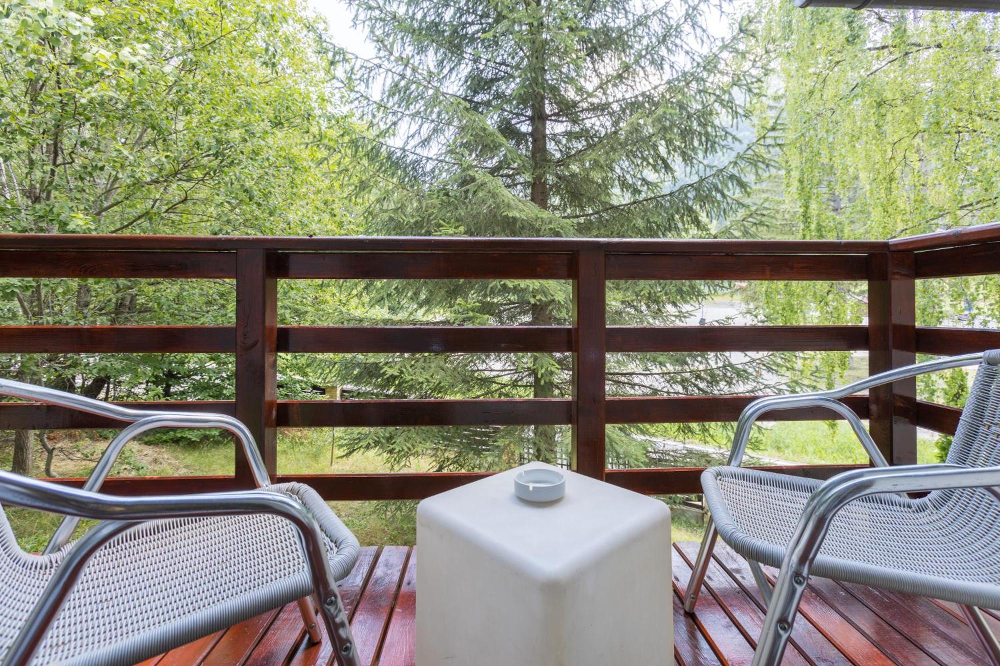Vila Pinul Si Mesteacanul Poiana Brasov Exteriör bild